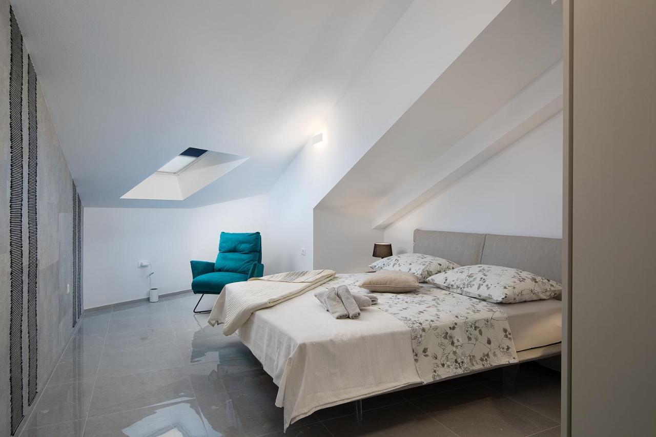 Apartman Damjan Pjescana Uvala Extérieur photo